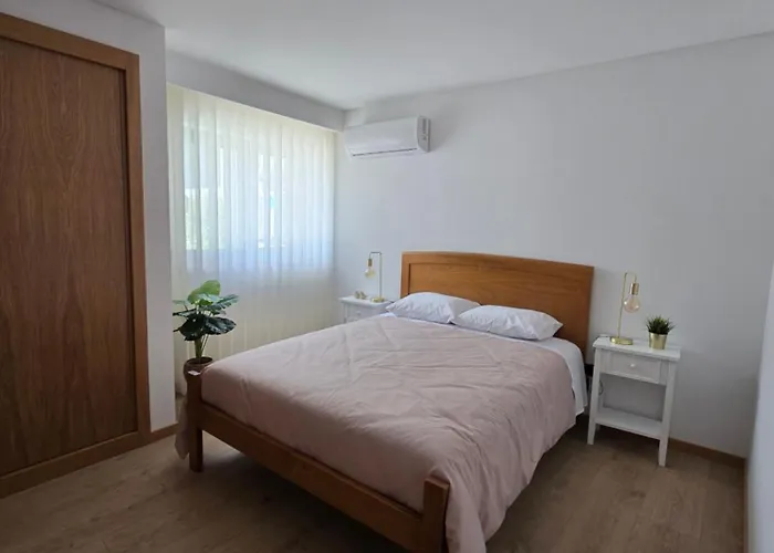 Vivenda Branca Martinho I Дом отдыха *