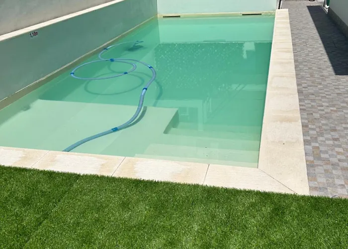 Vivenda Branca Martinho I Пезу-да-Регуа